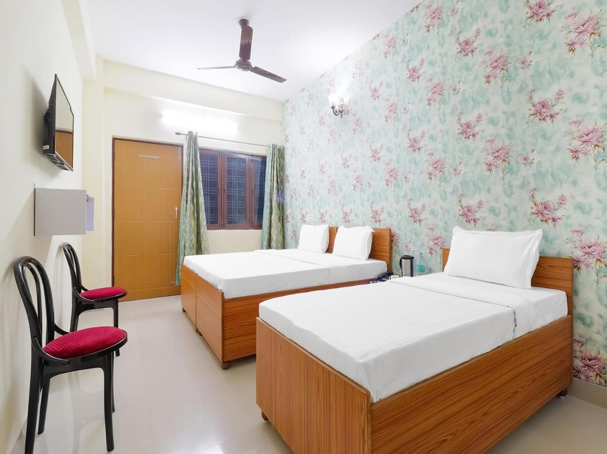 Oyo 84661 Lakshmi Home Stay Jhājra Eksteriør billede
