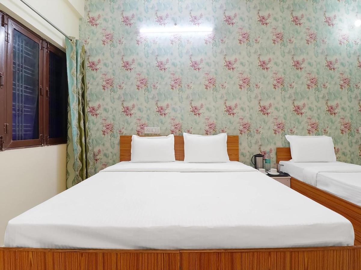 Oyo 84661 Lakshmi Home Stay Jhājra Eksteriør billede